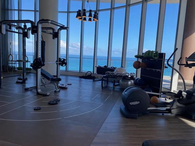Stay At The Top With Amazing Views By Rent4Us Hollywood Exterior foto